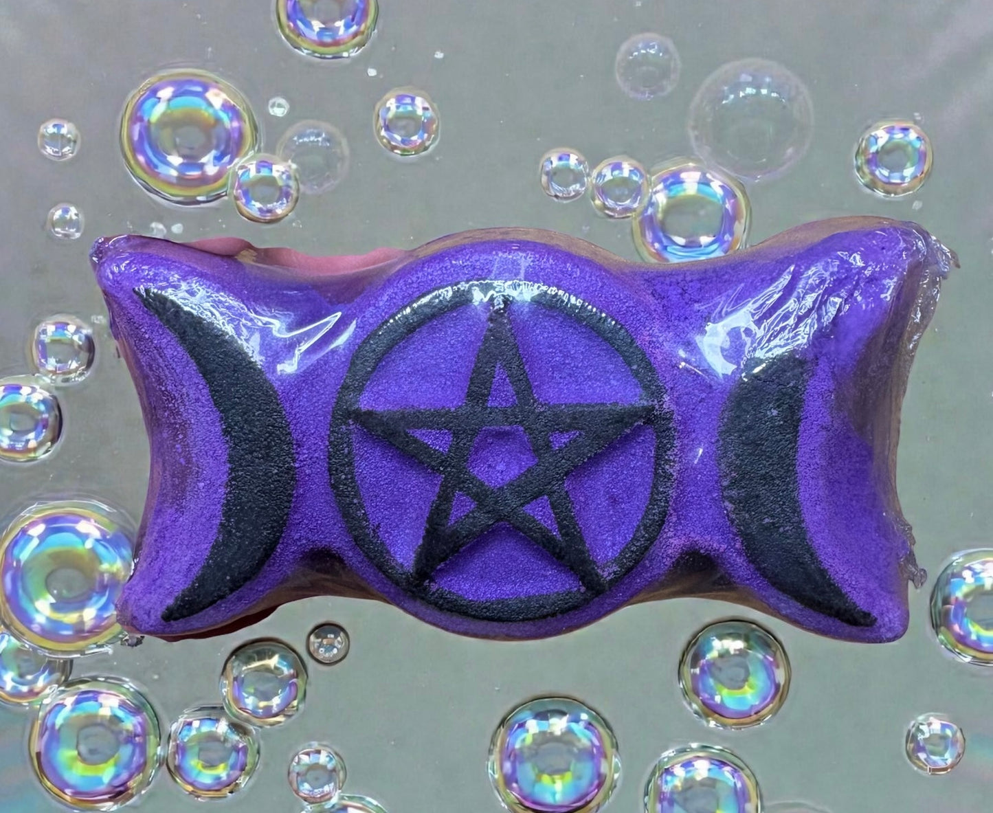 Pentagon Cracker bath bomb