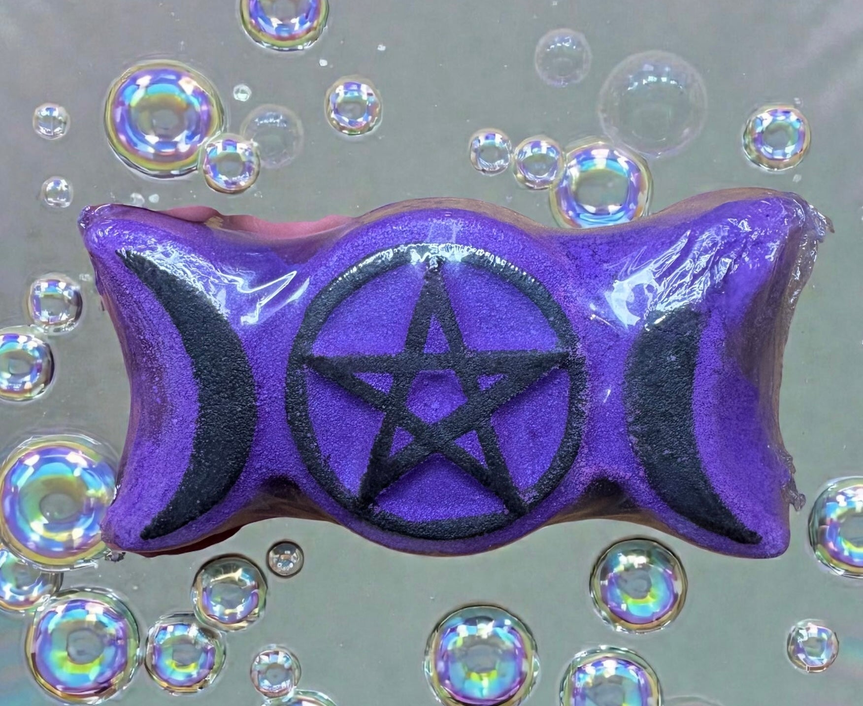 Pentagon Cracker bath bomb