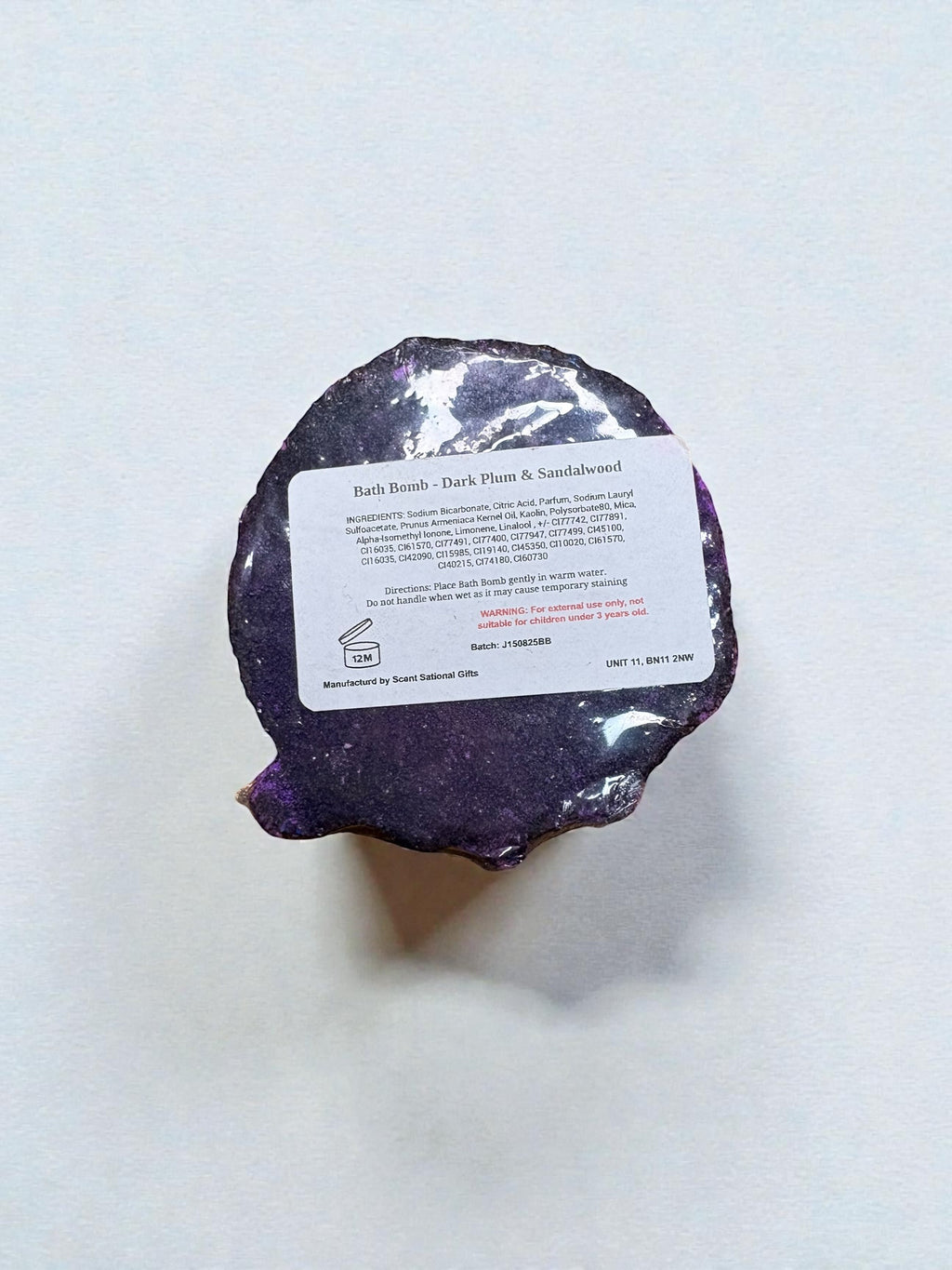 Round Witch & Broomstick bath bomb